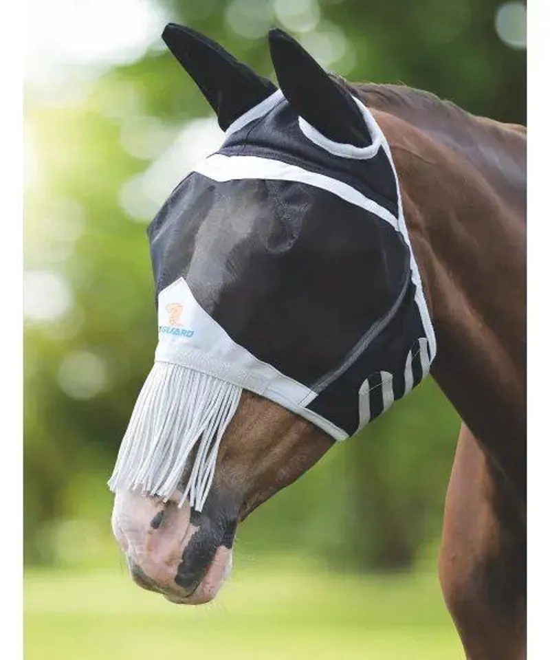  Shires FlyGuard Pro Fine Mesh Fly Mask With Ears and Nose Fringe Black